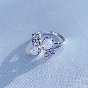 Pearl and Rhinestone Butterfly ring 🦋